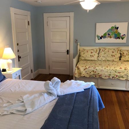Clark House Inn Edgartown Extérieur photo