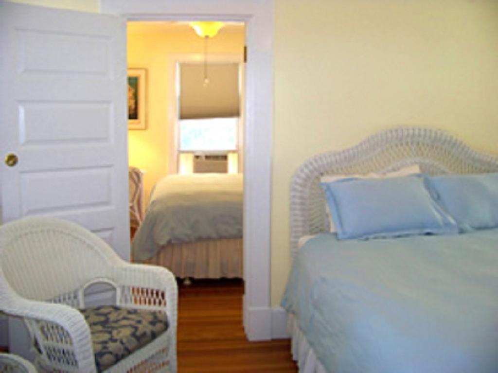 Clark House Inn Edgartown Chambre photo